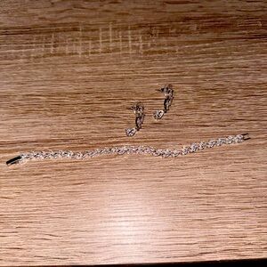 Bridal earrings and bracelet silver